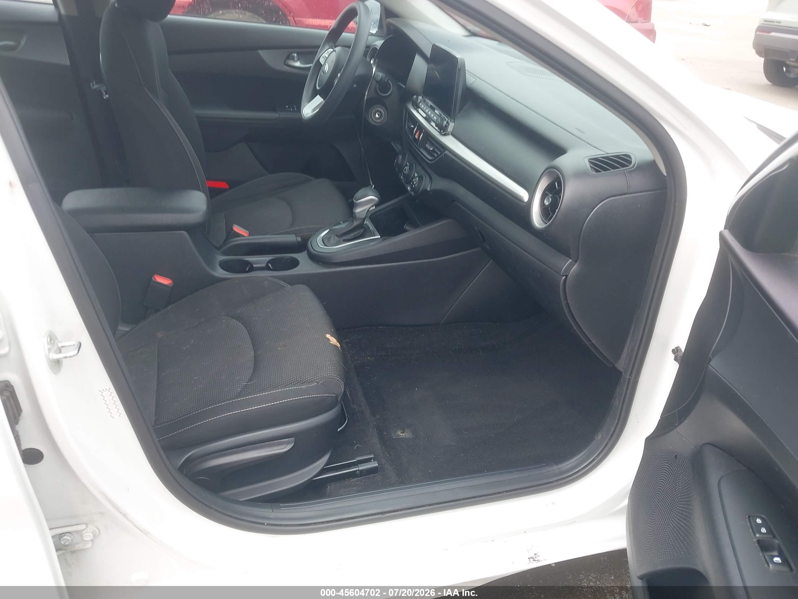 2021 KIA FORTE FE, LXS