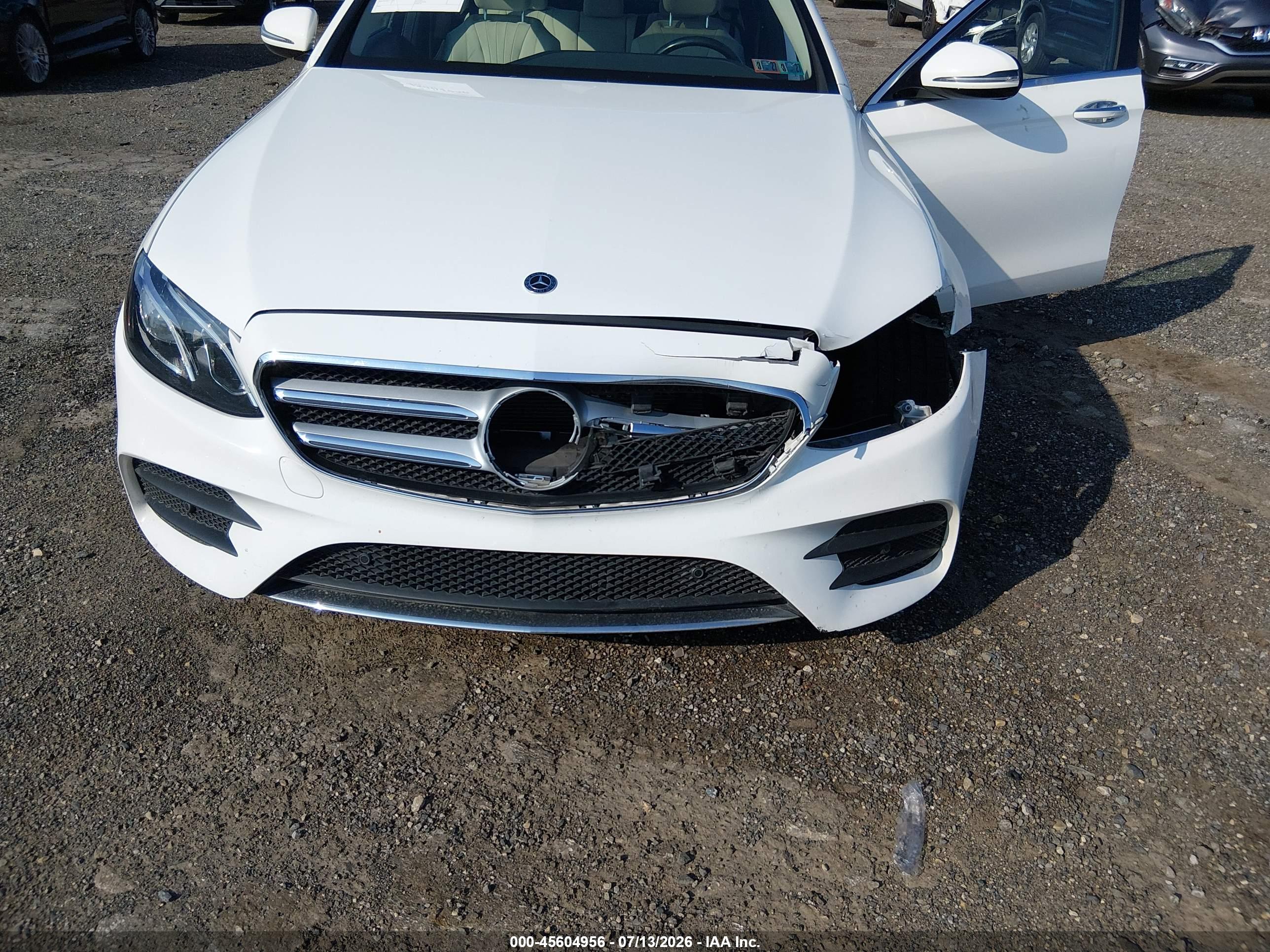 2018 MERCEDES-BENZ E 300 E300-4M