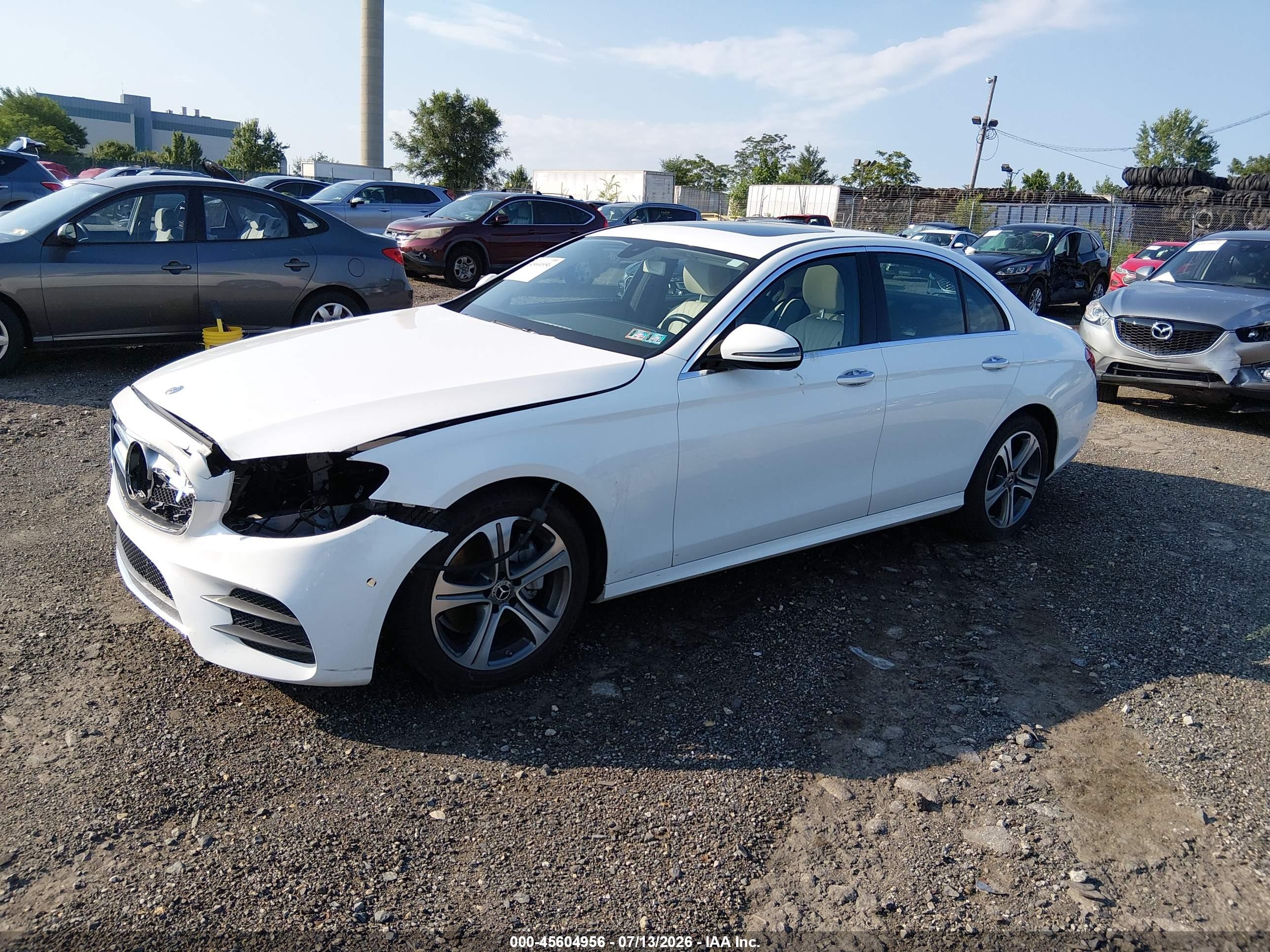2018 MERCEDES-BENZ E 300 E300-4M