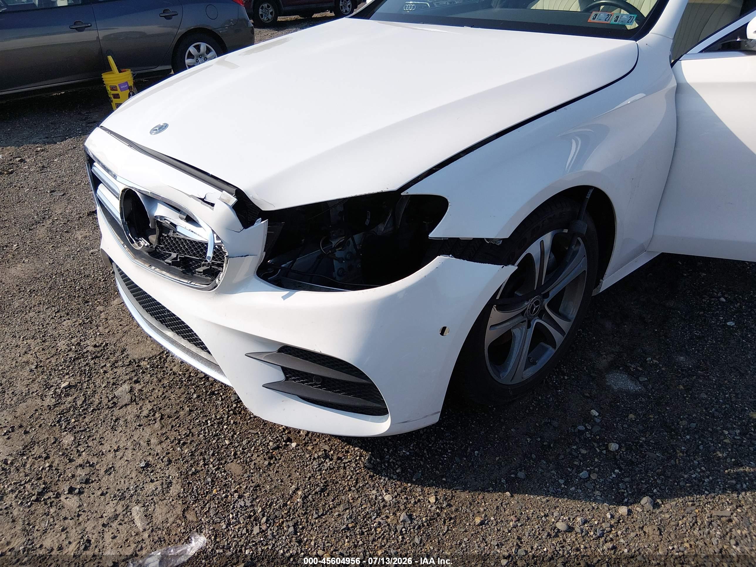 2018 MERCEDES-BENZ E 300 E300-4M
