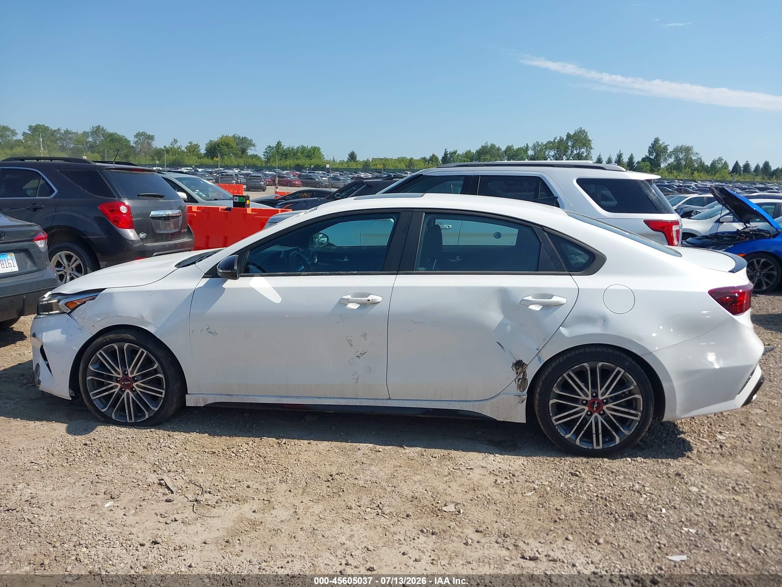 2022 KIA FORTE GT