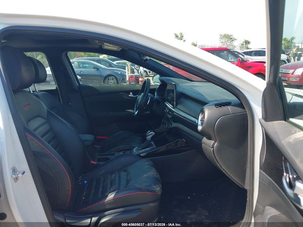 2022 KIA FORTE GT