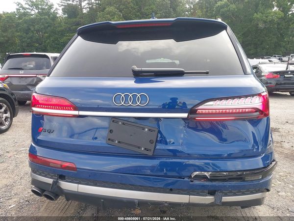 2025 AUDI SQ7