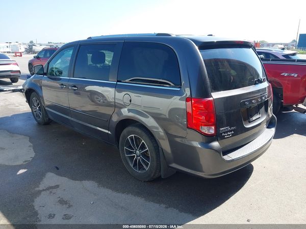 2017 DODGE GRAND CARAVAN SXT — I3