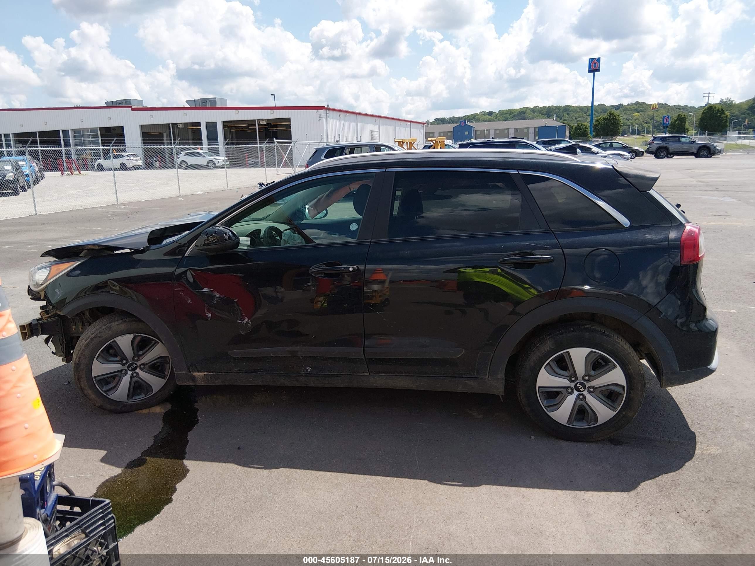 2019 KIA NIRO LX