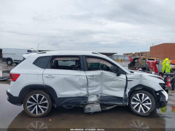 2023 VOLKSWAGEN TAOS 1.5T SE — I6