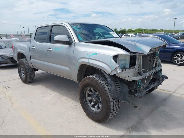 2017 TOYOTA TACOMA SR