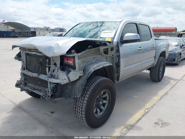 2017 TOYOTA TACOMA SR