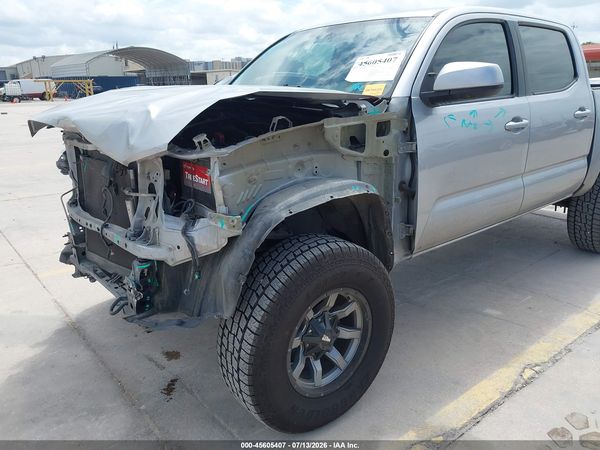 2017 TOYOTA TACOMA SR