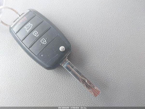 2018 KIA SEDONA L