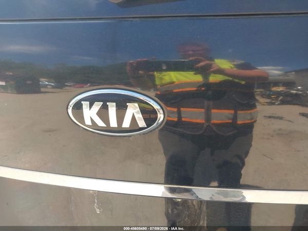 2018 KIA SEDONA L