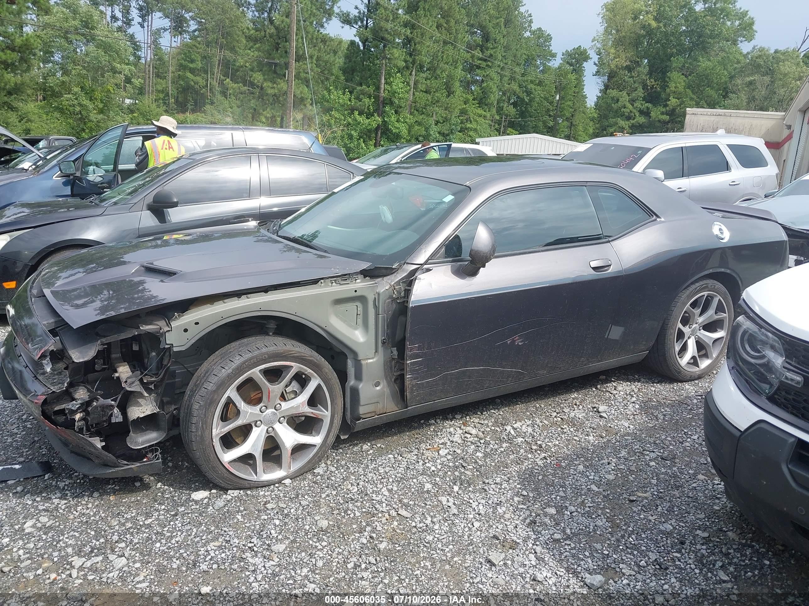 2015 DODGE CHALLENGER SXT PLUS OR R/T