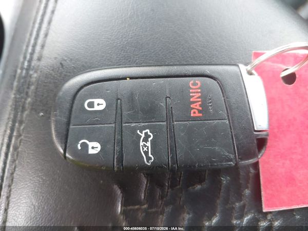 2015 DODGE CHALLENGER SXT PLUS OR R/T