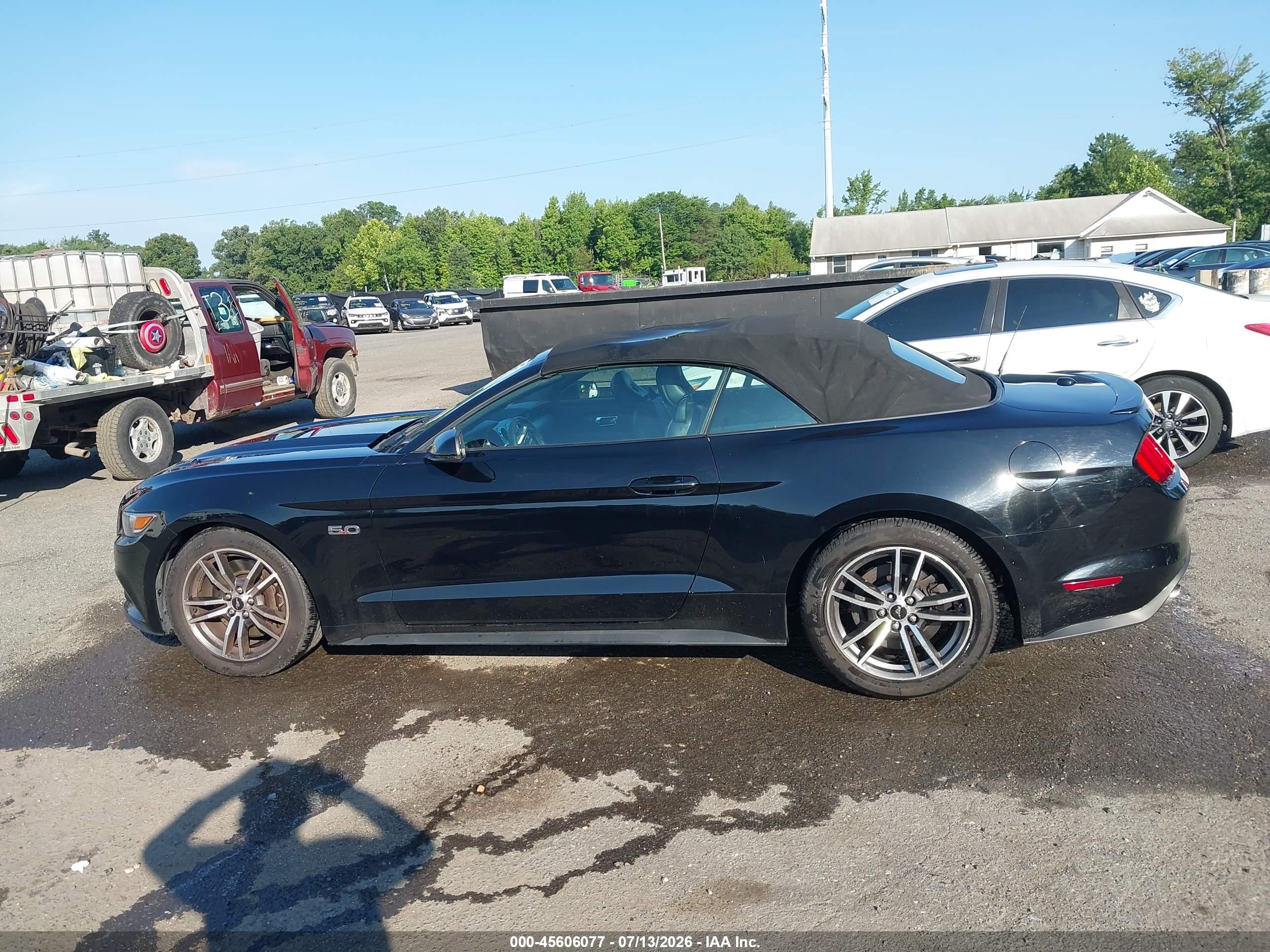 2017 FORD MUSTANG GT PREMIUM