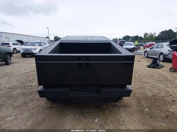 2024 TESLA CYBERTRUCK ALL-WHEEL DRIVE