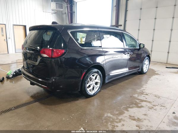 2017 CHRYSLER PACIFICA TOURING-L PLUS — I4