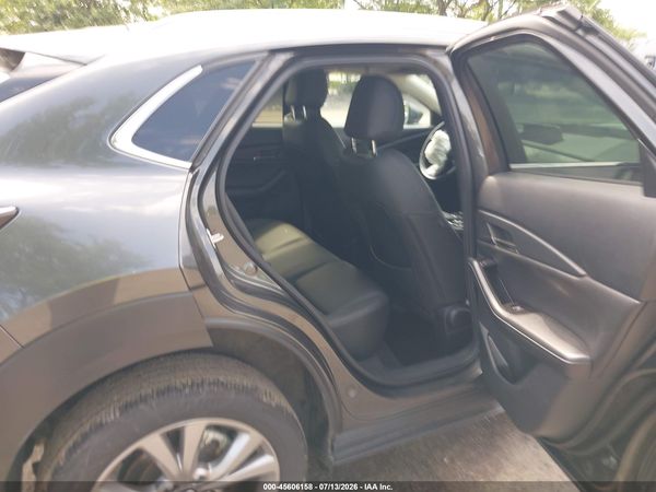 2023 MAZDA CX-30 2.5 S PREFERRED