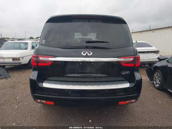 2023 INFINITI QX80 LUXE