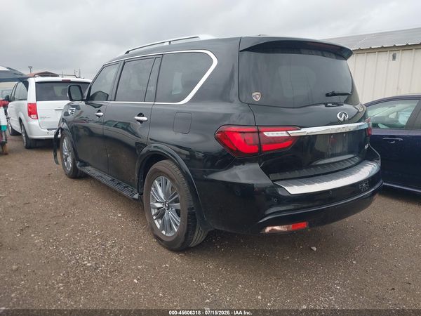 2023 INFINITI QX80 LUXE