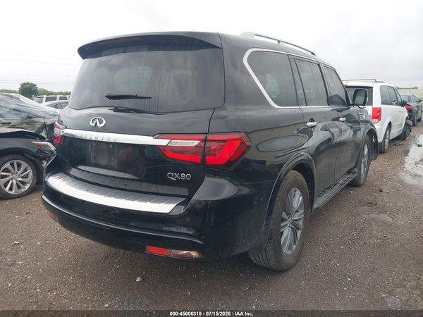 2023 INFINITI QX80 LUXE