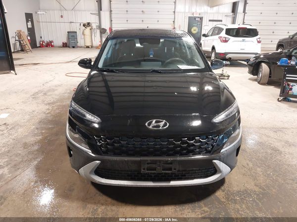 2023 HYUNDAI KONA SE