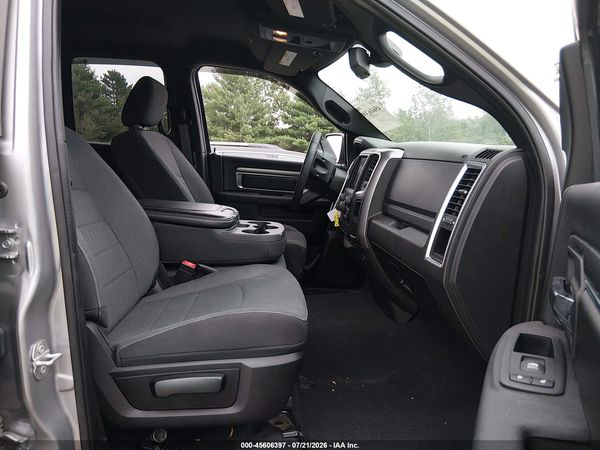 2021 RAM 1500 CLASSIC WARLOCK  4X4 6'4 BOX
