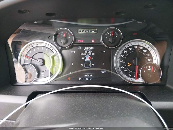 2021 RAM 1500 CLASSIC WARLOCK  4X4 6'4 BOX