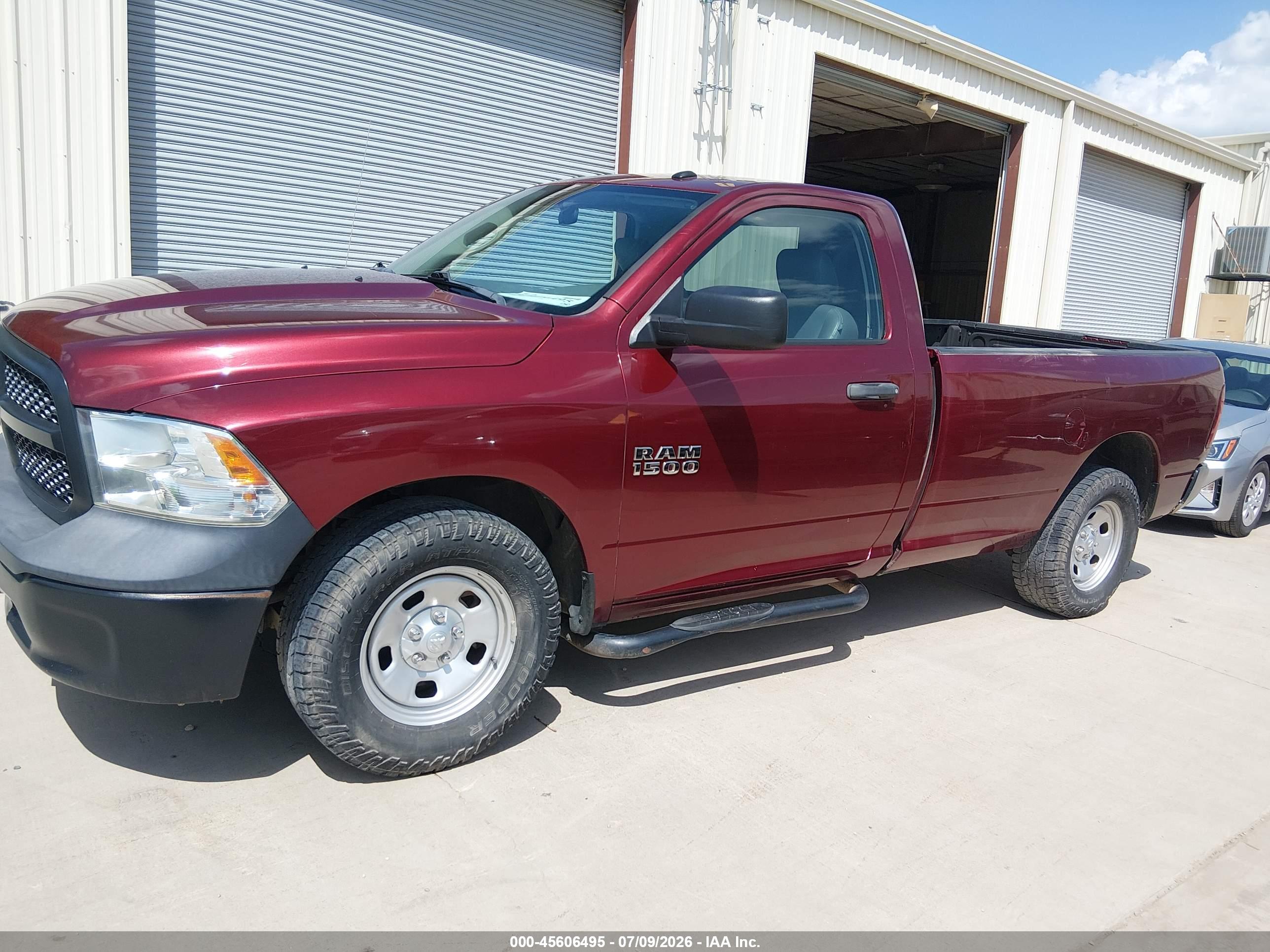 2018 RAM 1500 TRADESMAN  4X2 8' BOX