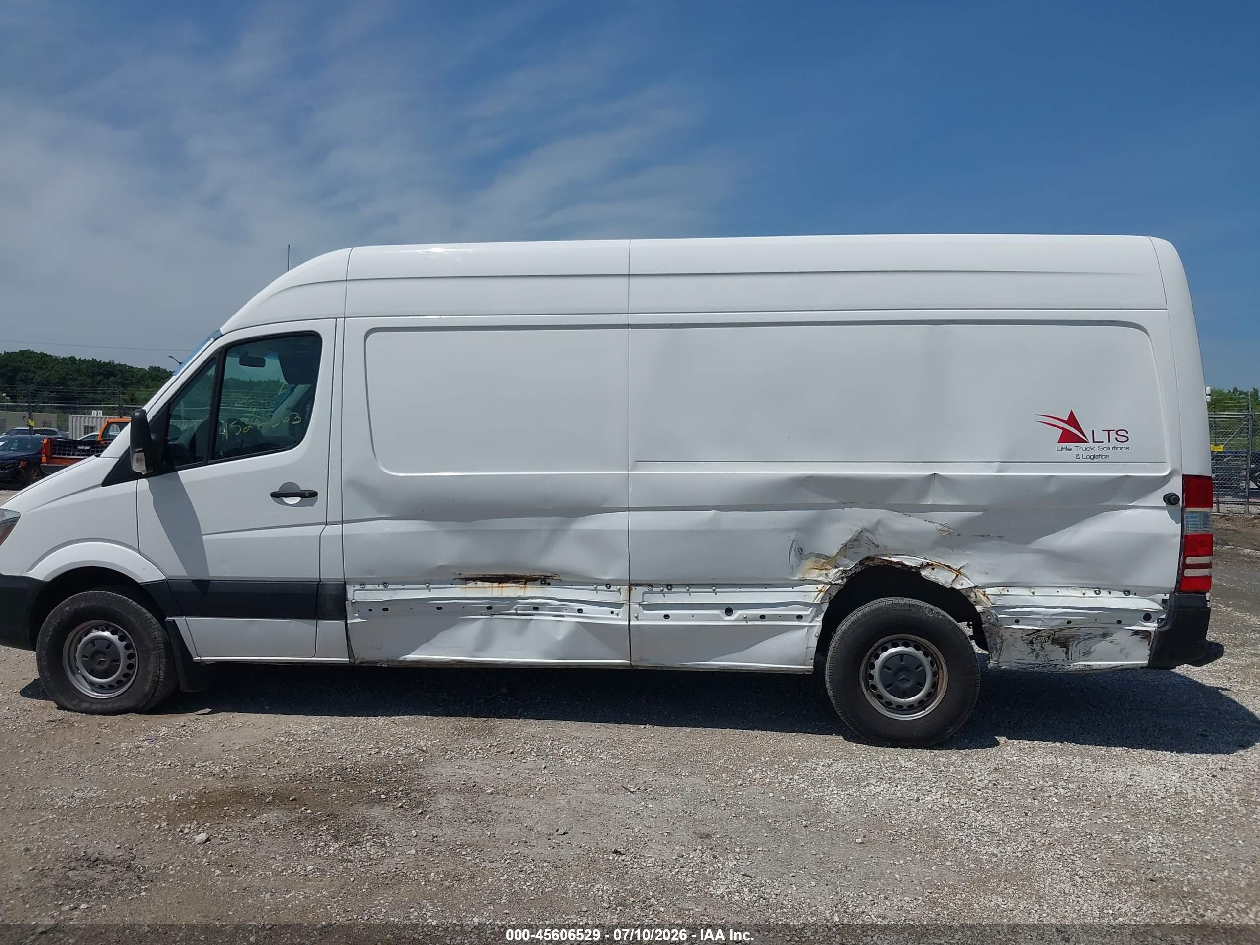2015 MERCEDES-BENZ SPRINTER 2500 HIGH ROOF