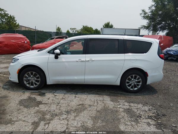 2023 CHRYSLER PACIFICA TOURING L AWD