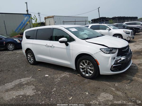 2023 CHRYSLER PACIFICA TOURING L AWD