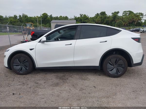 2026 TESLA MODEL Y