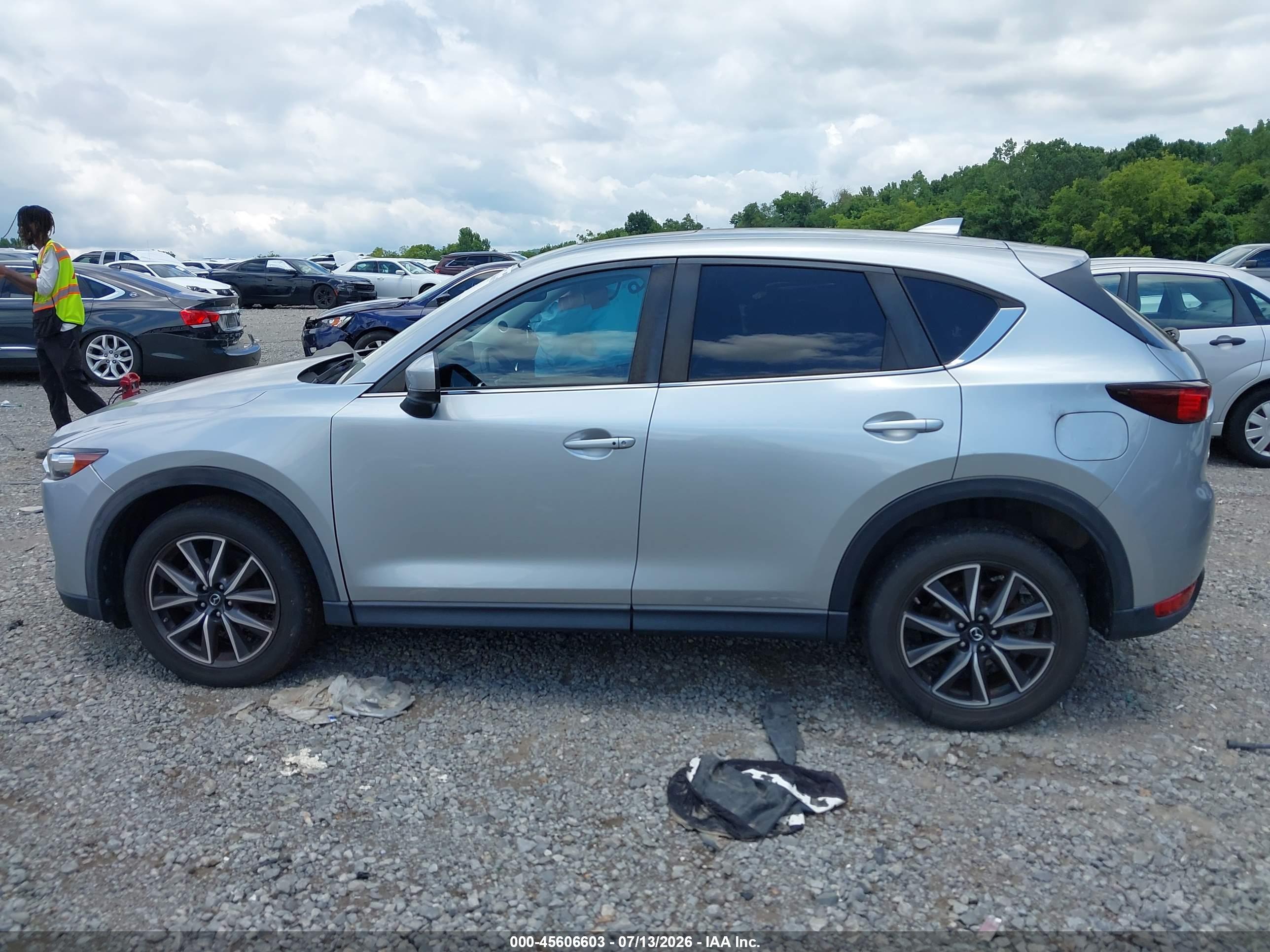 2018 MAZDA CX-5 TOURING