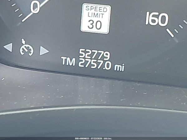 2020 VOLVO XC60 HYBRID T8 MOMENTUM