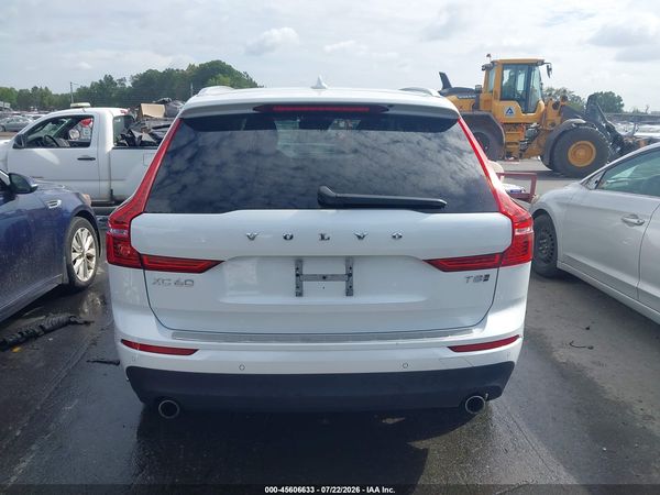 2020 VOLVO XC60 HYBRID T8 MOMENTUM