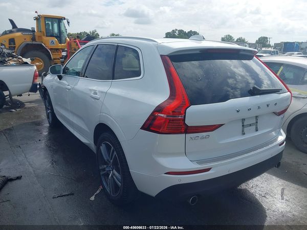 2020 VOLVO XC60 HYBRID T8 MOMENTUM