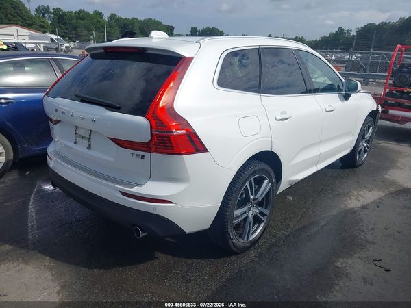 2020 VOLVO XC60 HYBRID T8 MOMENTUM