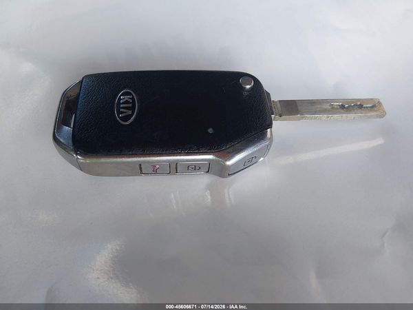 2021 KIA SELTOS LX