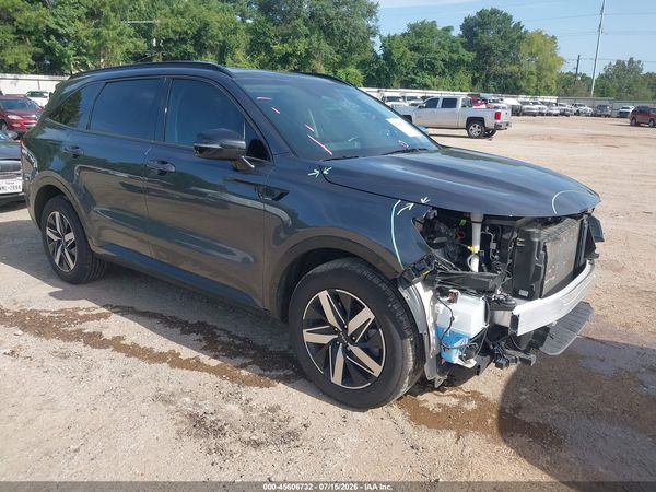 2022 KIA SORENTO S
