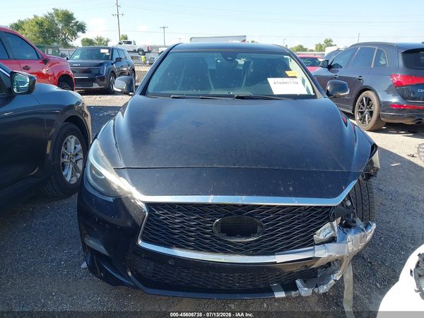 2018 INFINITI QX30 SPORT