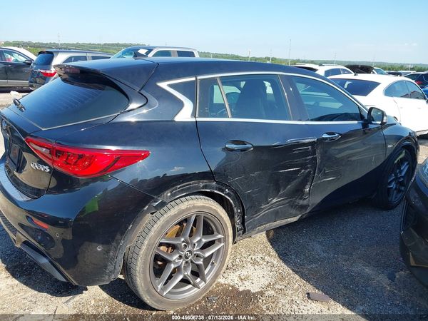 2018 INFINITI QX30 SPORT