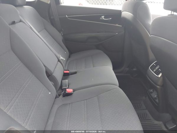 2017 KIA SORENTO 2.4L LX