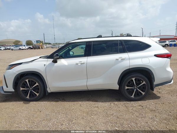 2021 TOYOTA HIGHLANDER
