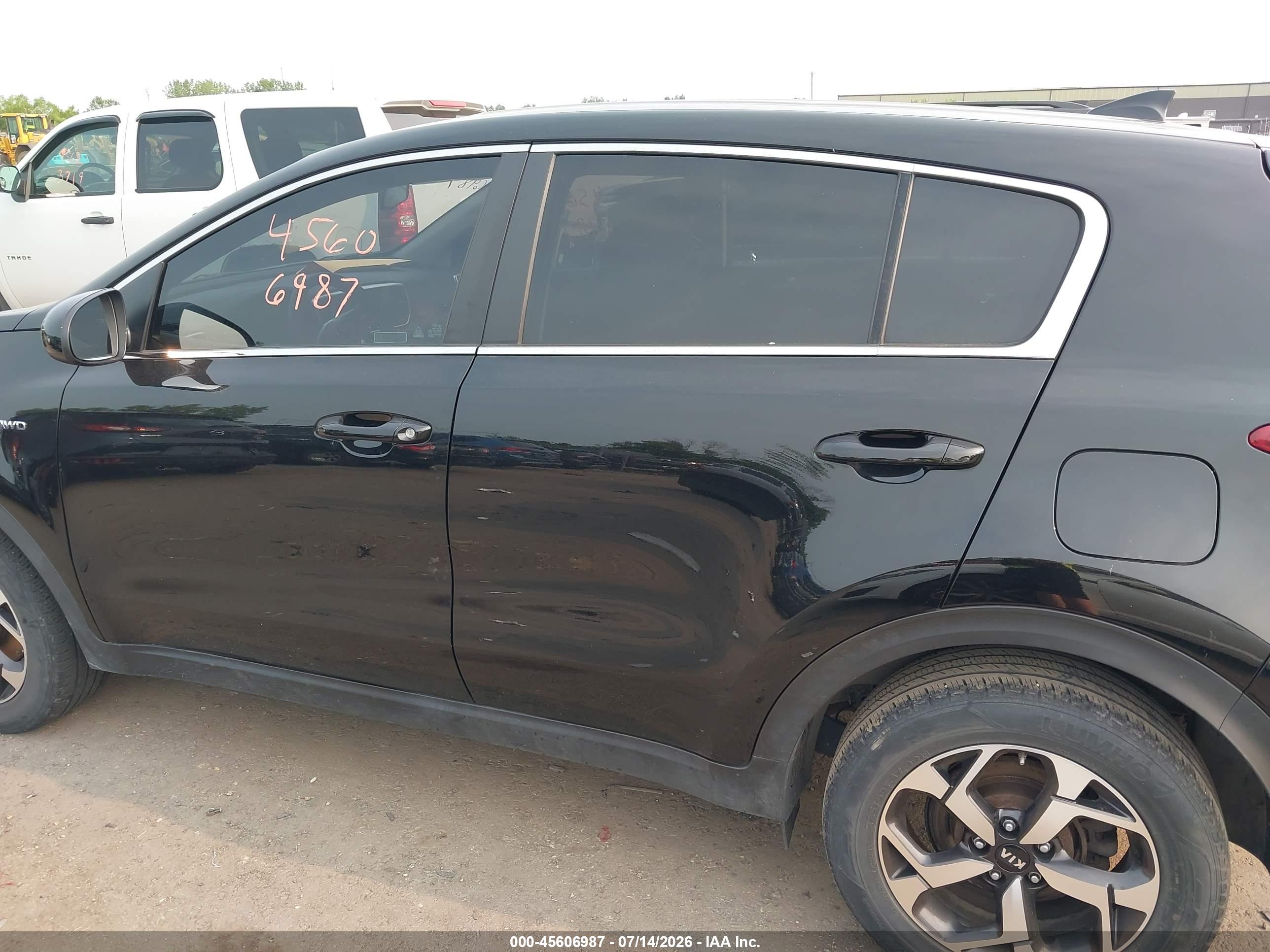 2022 KIA SPORTAGE LX
