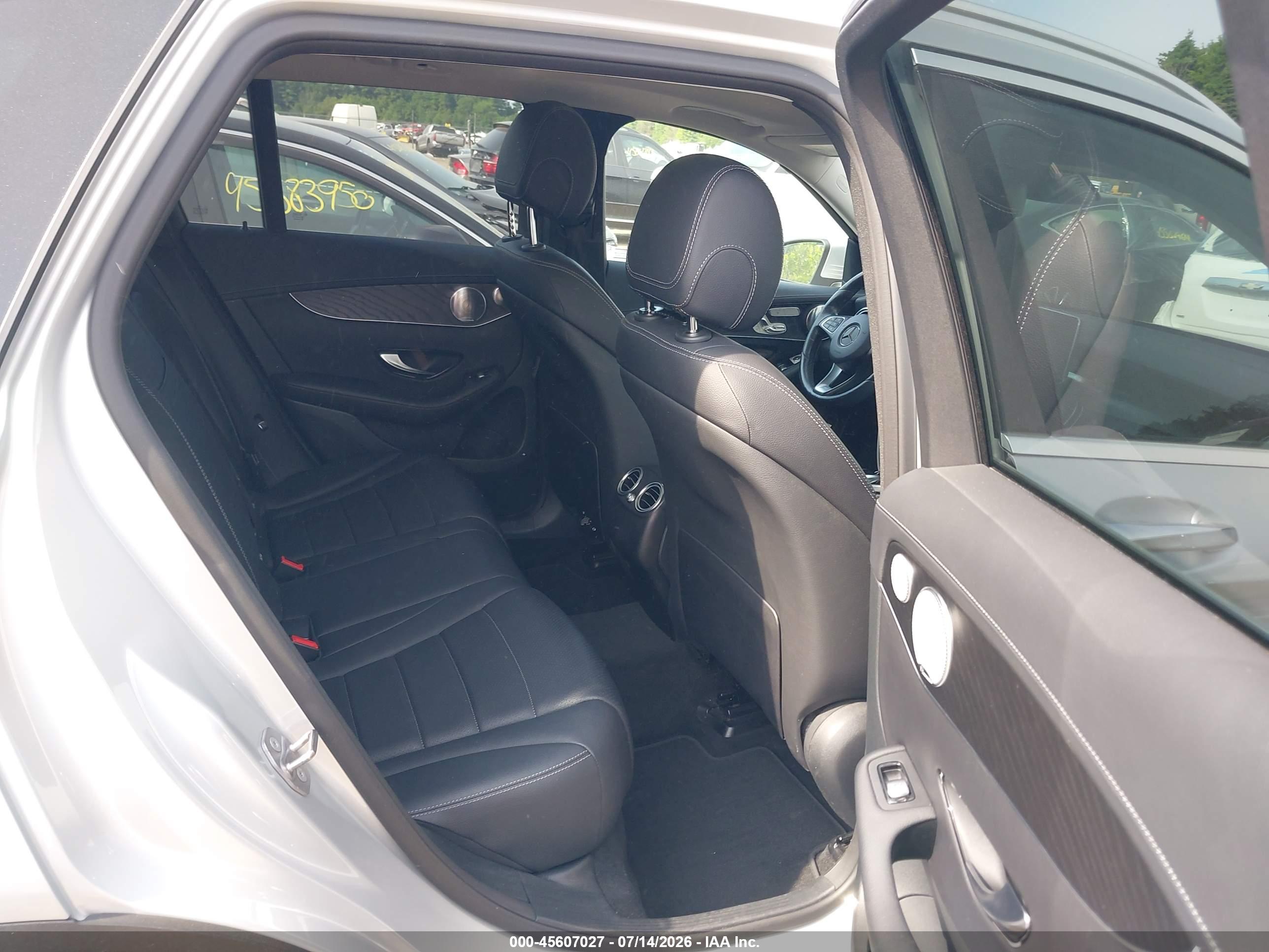 2016 MERCEDES-BENZ GLC 300 GLC300 Base-4M