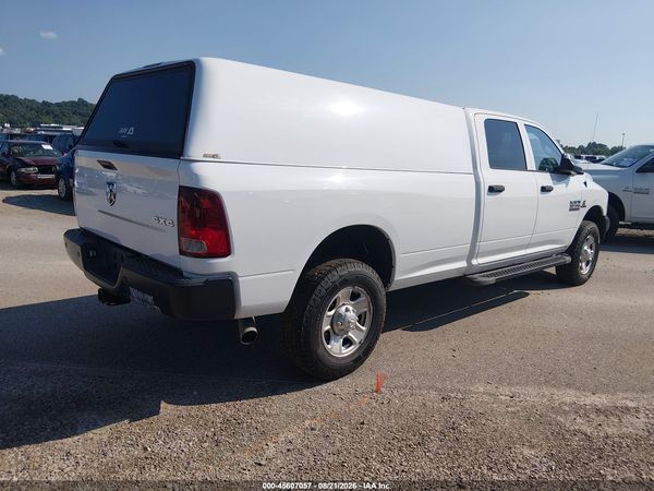 2017 RAM 3500 TRADESMAN  4X4 8' BOX