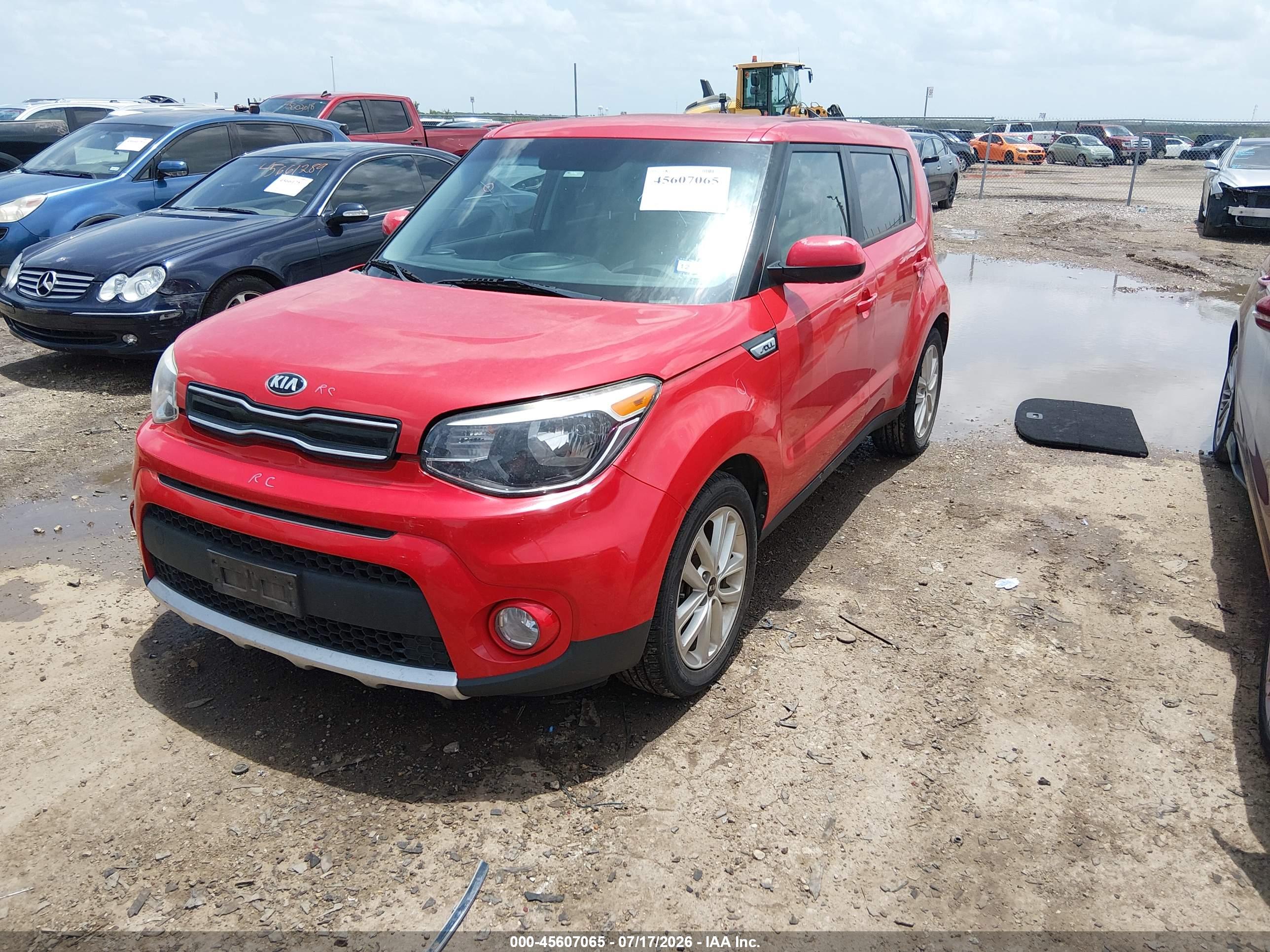2017 KIA SOUL +