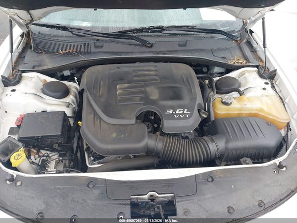 2016 DODGE CHARGER SE