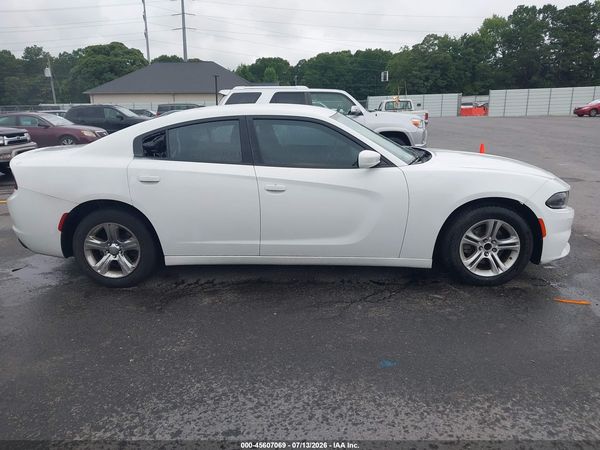 2016 DODGE CHARGER SE