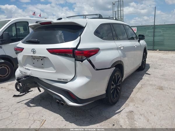 2023 TOYOTA HIGHLANDER XSE